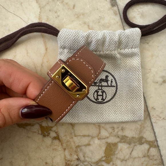 Hermes Brown Leather Bracelet with Gold Clasp - Picture 4 of 7